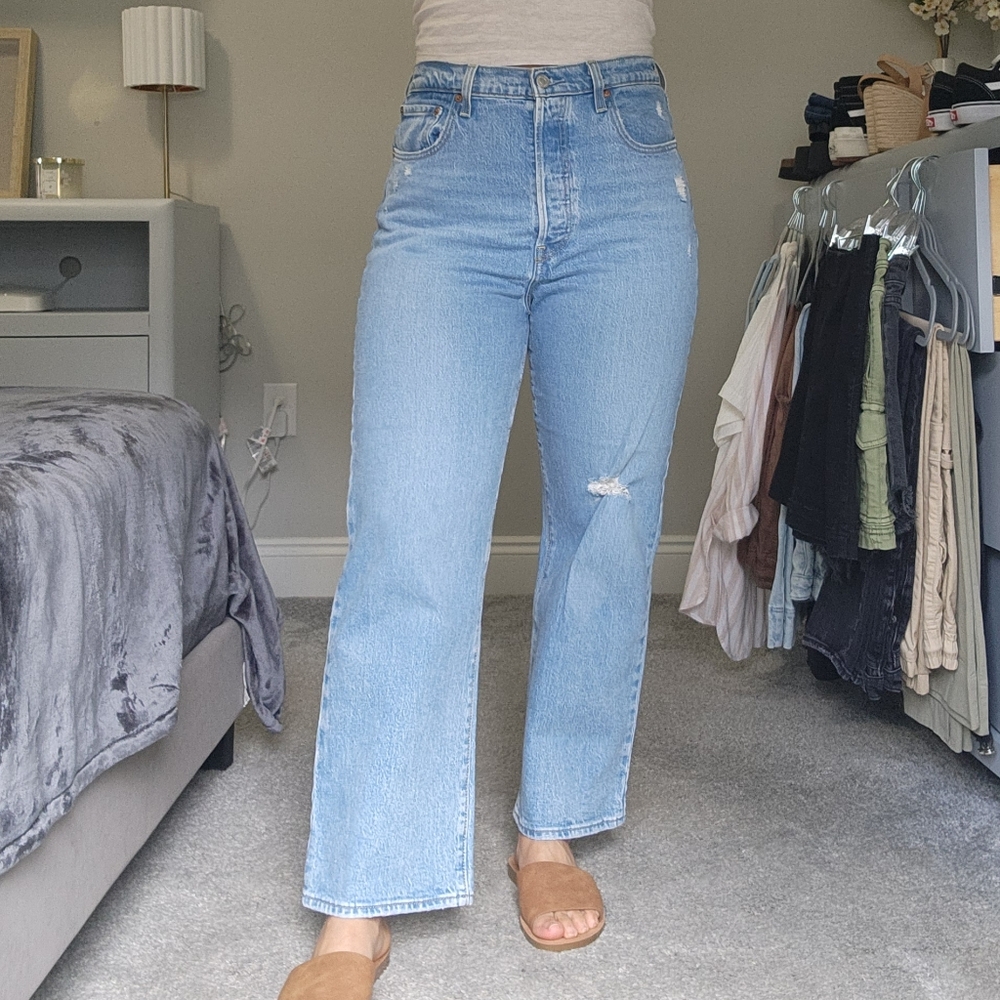 Levi's Ribcage straight ankle jeans